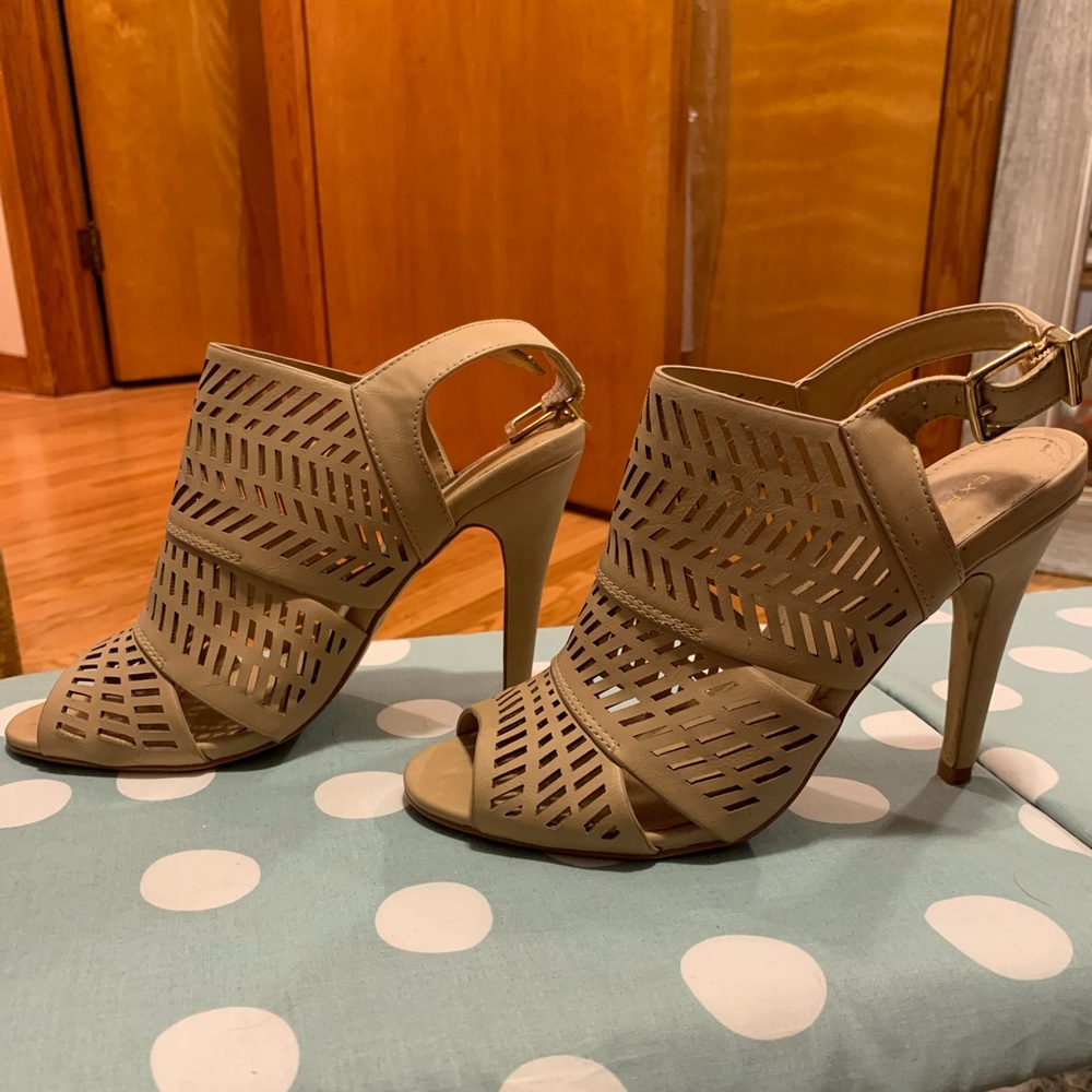 Nude heels